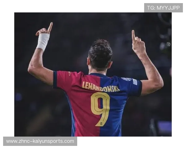 巴萨靠细腻传递扩大禁区压力