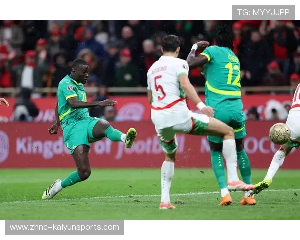 西班牙马卡报：非洲代表塞内加尔惊艳冬奥绿茵场，南非洲杯塞内加尔